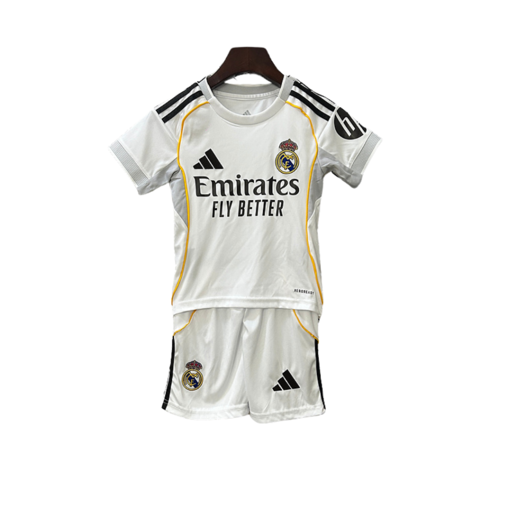 Conjunto Niño Real Madrid 2025/26