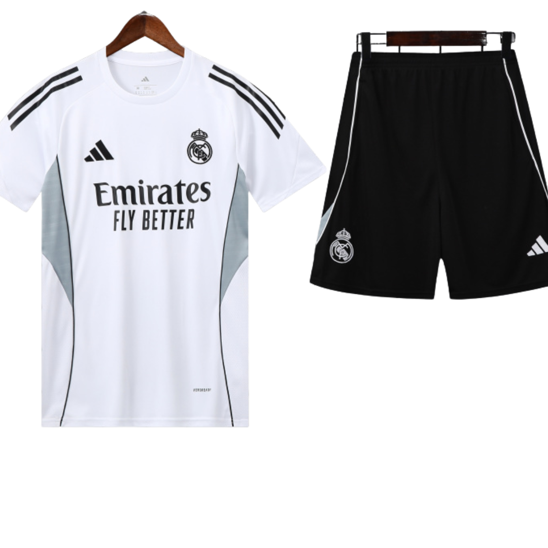 Conjunto de Entrenamiento Real Madrid 2025/26