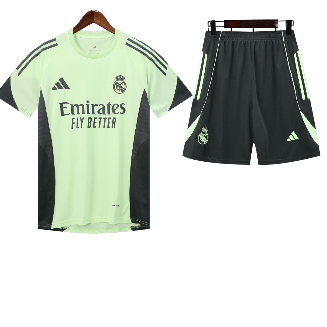 Conjunto de Entrenamiento Real Madrid 2025/26
